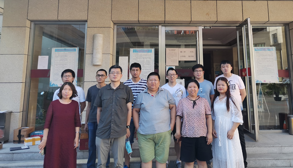 中科启迪光电子科技公司赵建业教授团队.jpg