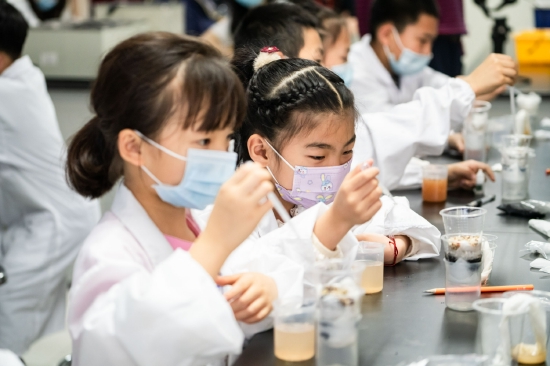 青少年科学营.jpg