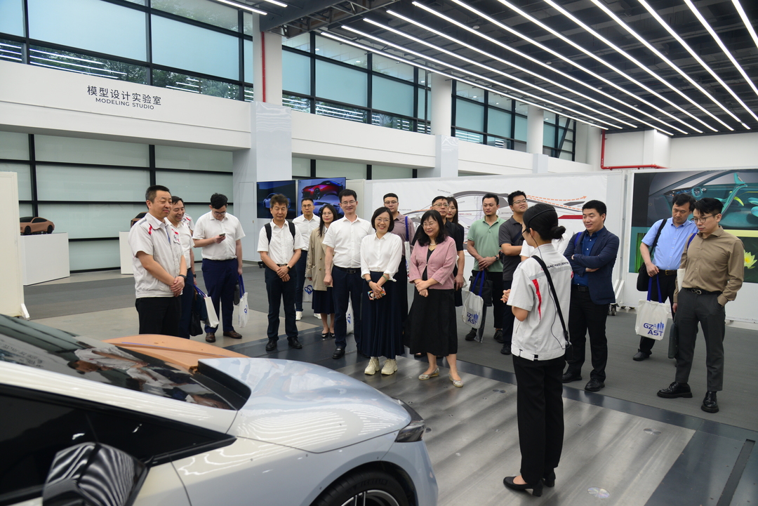 171679432453390212.jpg 参观.jpg