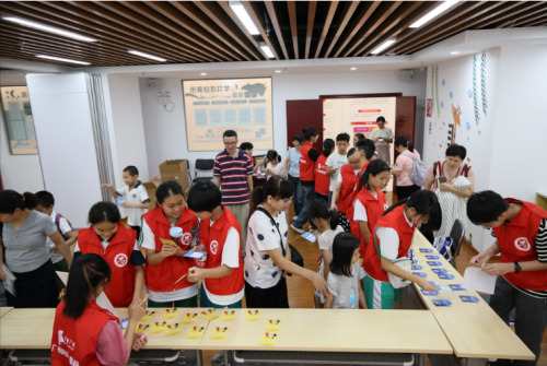 172112927382642761.png 广州这场科技志愿者培训练就“真本领”.png