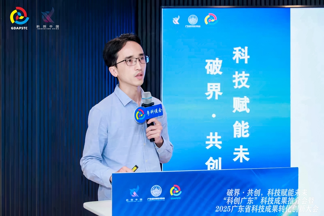 陈晖.JPG